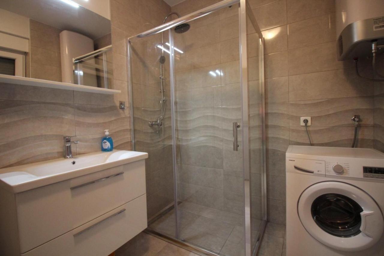Apartment Zo-Na Povile Bagian luar foto